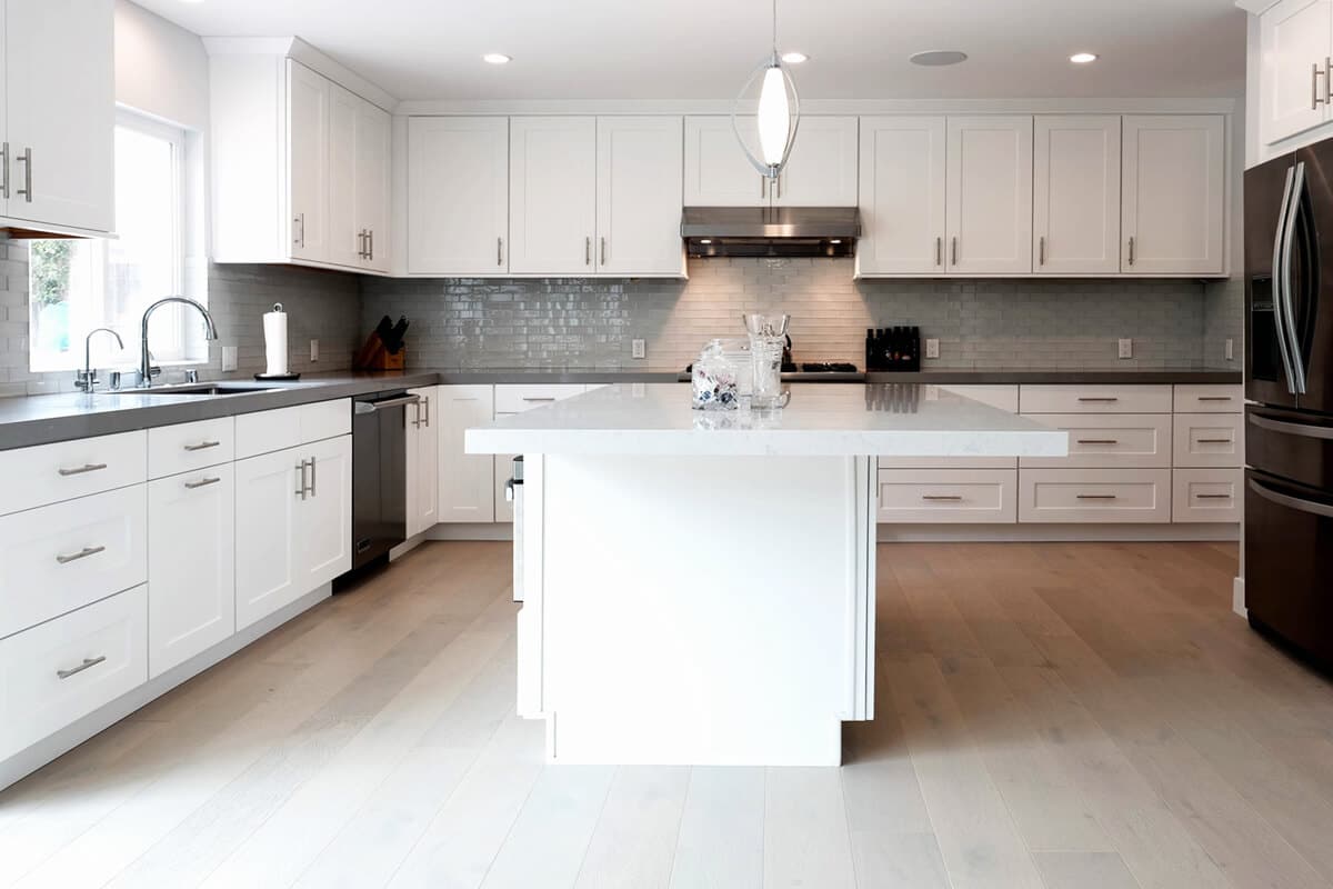 white wall panels to match shaker kitchen cabinet