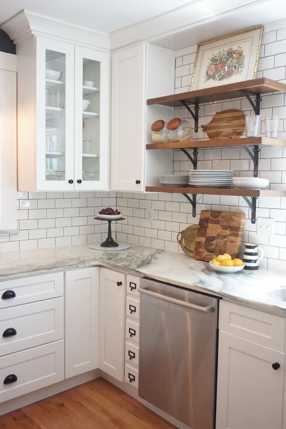 The Benefits of Pull Down Storage Shelves for Upper Kitchen Cabinets 